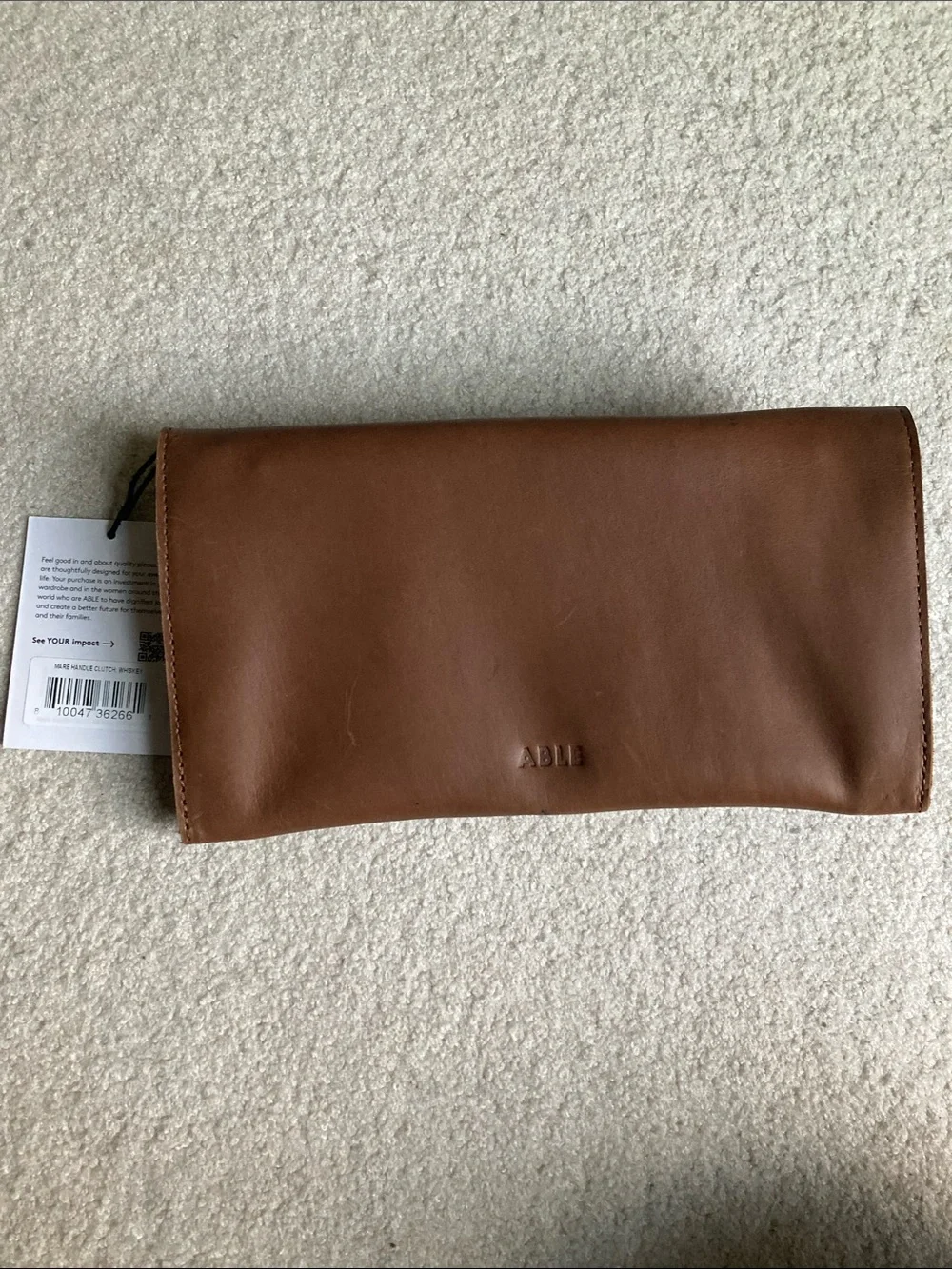 ABLE mare handle clutch in whisky